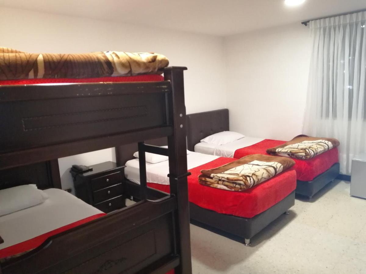 Hotel Mi Casa Del Norte Santa Rosa de Osos Eksteriør bilde